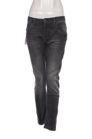 Blugi de femei Cross Jeans, Mărime M, Culoare Gri, Preț 151,32 Lei