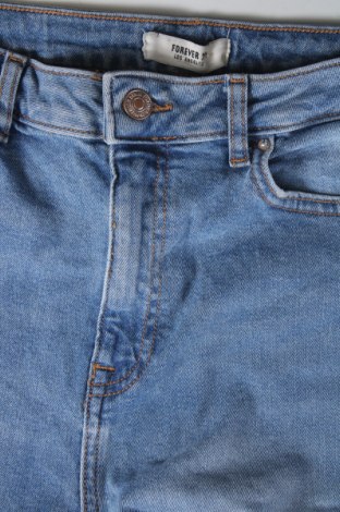 Dámske džínsy  Forever 21, Veľkosť M, Farba Modrá, Cena  10,43 €