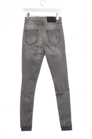 Damen Jeans Gianni Kavanagh, Größe S, Farbe Grau, Preis € 14,99