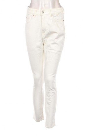 Damen Jeans H&M, Größe M, Farbe Weiß, Preis 10,09 €