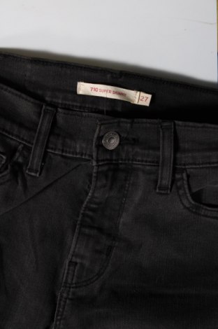 Γυναικείο Τζίν Levi's, Μέγεθος S, Χρώμα Γκρί, Τιμή 15,99 €