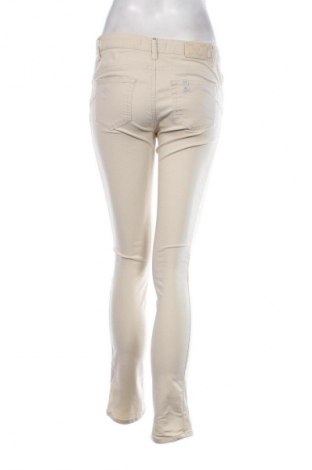 Damen Jeans Liu Jo, Größe M, Farbe Beige, Preis 87,48 €