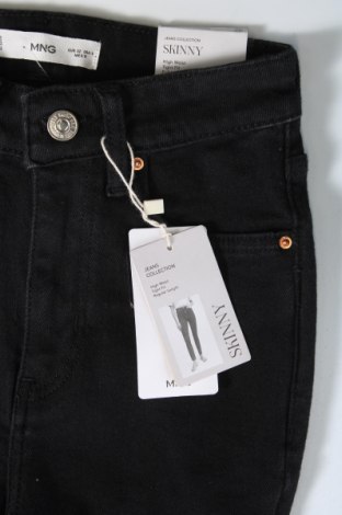 Damskie jeansy Mango, Rozmiar XXS, Kolor Czarny, Cena 77,99 zł