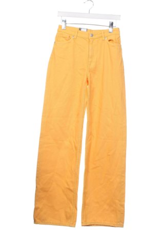 Дамски дънки Monki, Размер XS, Цвят Жълт, Цена 43,45 лв.