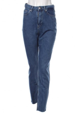 Dámské džíny  NA-KD, Velikost S, Barva Modrá, Cena  1 348,00 Kč