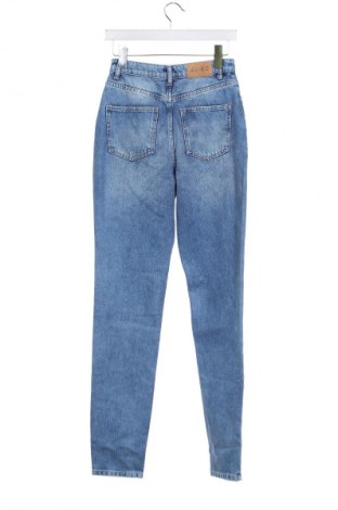 Dámské džíny  NA-KD, Velikost XS, Barva Modrá, Cena  539,00 Kč