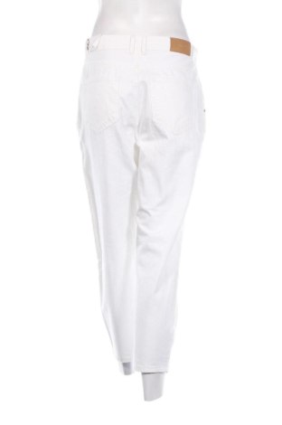 Γυναικείο Τζίν ONLY, Μέγεθος M, Χρώμα Λευκό, Τιμή 19,85 €