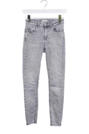 Dámske džínsy  ONLY, Veľkosť XS, Farba Sivá, Cena  19,28 €