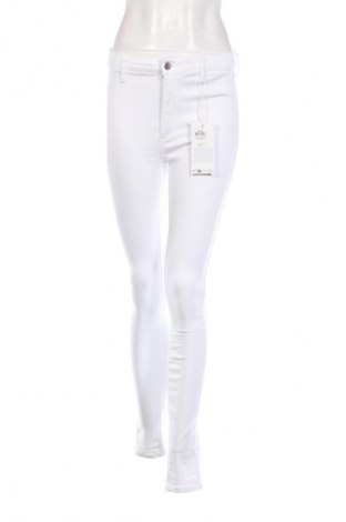 Damskie jeansy ONLY, Rozmiar M, Kolor Biały, Cena 86,99 zł