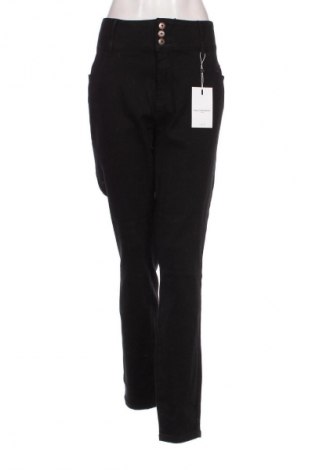Damen Jeans ONLY Carmakoma, Größe XXL, Farbe Schwarz, Preis 39,69 €
