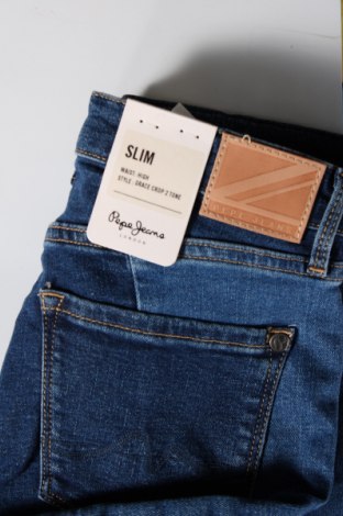 Дамски дънки Pepe Jeans, Размер M, Цвят Син, Цена 86,00 лв.