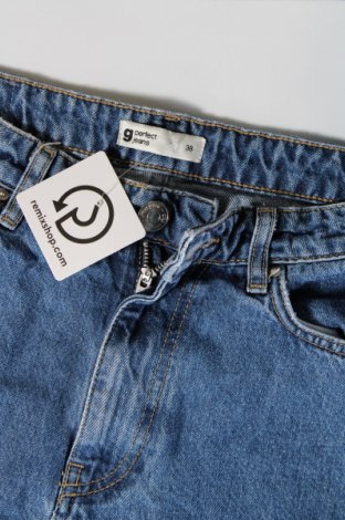 Damskie jeansy Perfect Jeans By Gina Tricot, Rozmiar M, Kolor Niebieski, Cena 54,38 zł
