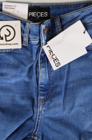 Dámske džínsy  Pieces, Veľkosť XS, Farba Modrá, Cena  17,86 €