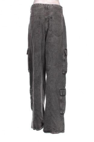 Damen Jeans Pretty Little Thing, Größe XL, Farbe Grau, Preis € 19,21