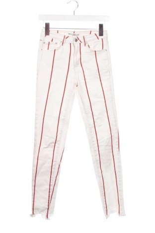 Damen Jeans Pull&Bear, Größe XS, Farbe Weiß, Preis € 8,90