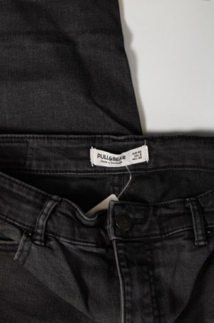 Blugi de femei Pull&Bear, Mărime M, Culoare Gri, Preț 95,39 Lei