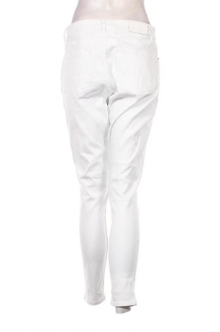 Дамски дънки Ralph Lauren, Размер M, Цвят Бял, Цена 43,60 лв.