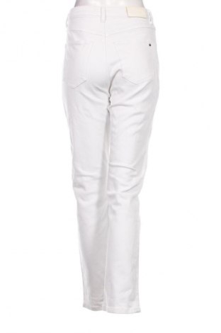 Γυναικείο Τζίν Tommy Hilfiger, Μέγεθος M, Χρώμα Λευκό, Τιμή 27,90 €