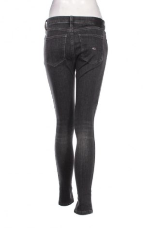 Damen Jeans Tommy Jeans, Größe M, Farbe Grau, Preis € 36,99