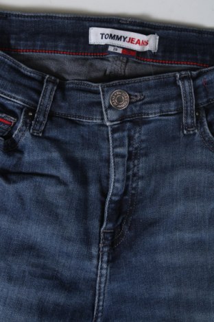 Dámske džínsy  Tommy Jeans, Veľkosť M, Farba Modrá, Cena  85,05 €