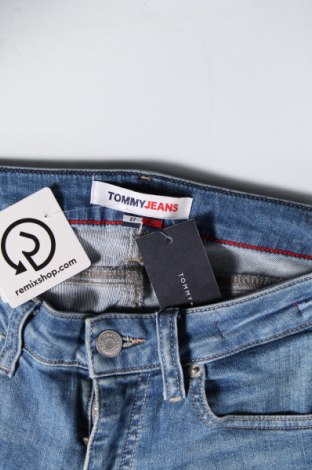 Дамски дънки Tommy Jeans, Размер M, Цвят Син, Цена 67,99 лв.