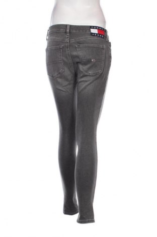 Damen Jeans Tommy Jeans, Größe M, Farbe Grau, Preis € 59,99