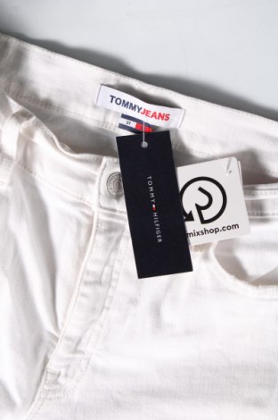 Dámske džínsy  Tommy Jeans, Veľkosť M, Farba Biela, Cena  103,20 €