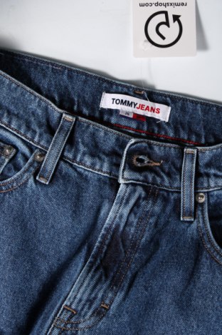 Дамски дънки Tommy Jeans, Размер S, Цвят Син, Цена 90,49 лв.