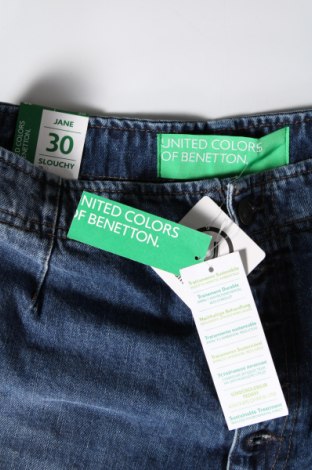 Damskie jeansy United Colors Of Benetton, Rozmiar M, Kolor Niebieski, Cena 247,89 zł