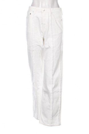 Γυναικείο Τζίν Weekday, Μέγεθος S, Χρώμα Λευκό, Τιμή 47,94 €