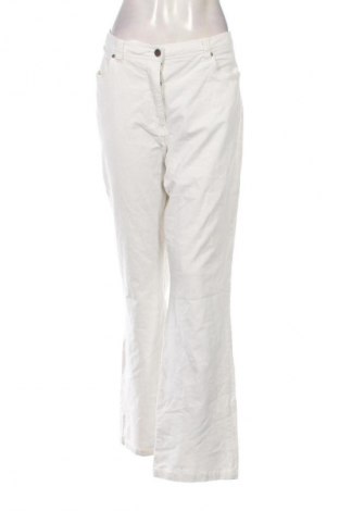 Дамски джинси Bexleys, Размер XL, Цвят Бял, Цена 22,55 лв.