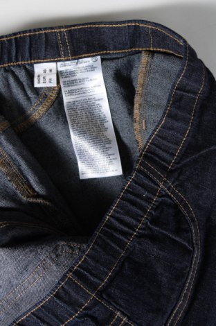 Дамски джинси C&A, Размер XL, Цвят Син, Цена 14,50 лв.