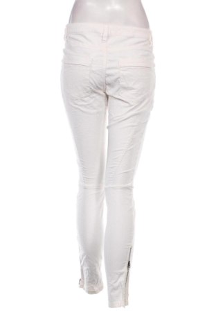 Дамски джинси H&M L.O.G.G., Размер M, Цвят Бял, Цена 13,05 лв.