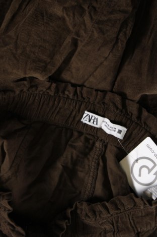 Дамски джинси Zara, Размер M, Цвят Зелен, Цена 12,15 лв.