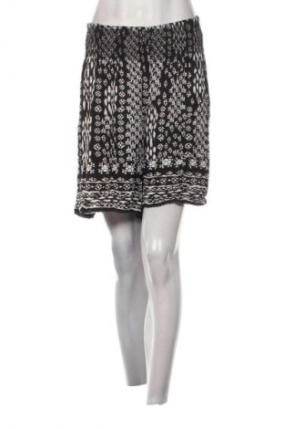 Γυναικείο κοντό παντελόνι, Μέγεθος XL, Χρώμα Πολύχρωμο, Τιμή 7,05 €