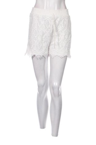 Damen Shorts, Größe XL, Farbe Weiß, Preis 9,06 €