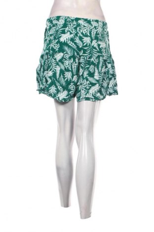 Дамски къс панталон, Размер M, Цвят Зелен, Цена 7,60 лв.