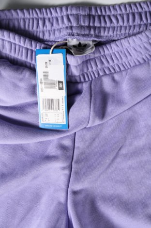 Γυναικείο κοντό παντελόνι Adidas Originals, Μέγεθος XS, Χρώμα Βιολετί, Τιμή 23,81 €