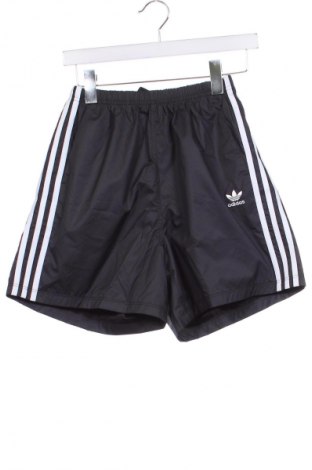 Dámske kraťasy  Adidas Originals, Veľkosť XS, Farba Čierna, Cena  9,95 €