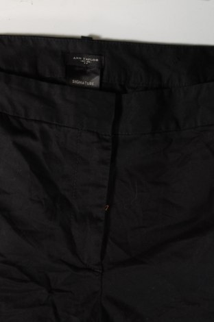 Γυναικείο κοντό παντελόνι Ann Taylor, Μέγεθος XL, Χρώμα Μαύρο, Τιμή 16,33 €