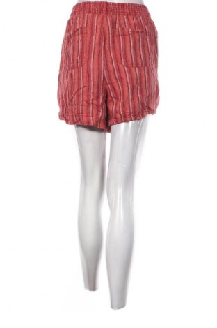 Дамски къс панталон Briggs, Размер XL, Цвят Многоцветен, Цена 19,00 лв.