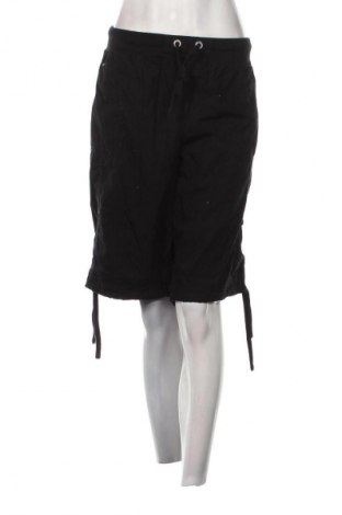 Дамски къс панталон Calvin Klein, Размер XXL, Цвят Черен, Цена 26,40 лв.