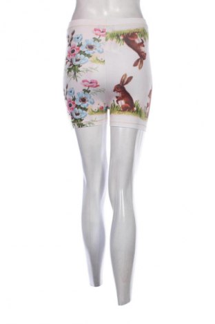 Дамски къс панталон Chopova Lowena, Размер M, Цвят Многоцветен, Цена 77,22 лв.