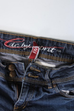 Дамски къс панталон Edc By Esprit, Размер S, Цвят Син, Цена 13,60 лв.
