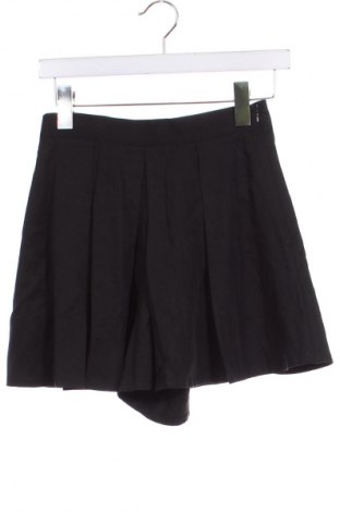 Γυναικείο κοντό παντελόνι Edited, Μέγεθος XS, Χρώμα Μαύρο, Τιμή 15,88 €