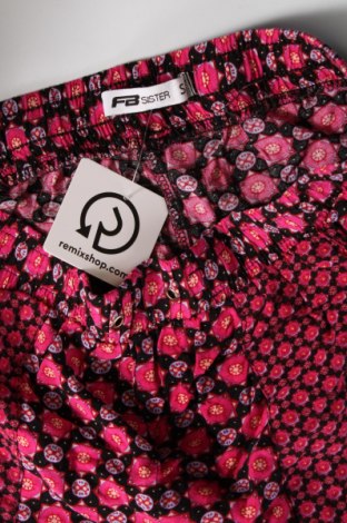 Pantaloni scurți de femei Fb Sister, Mărime S, Culoare Multicolor, Preț 62,50 Lei