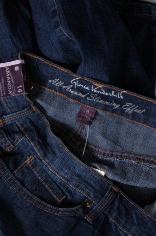 Pantaloni scurți de femei Gloria Vanderbilt, Mărime XL, Culoare Albastru, Preț 61,18 Lei