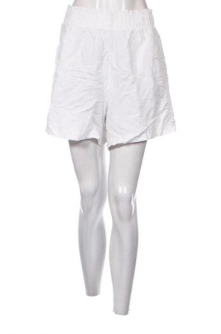 Γυναικείο κοντό παντελόνι H&M, Μέγεθος L, Χρώμα Λευκό, Τιμή 11,75 €
