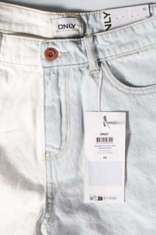 Pantaloni scurți de femei ONLY, Mărime XS, Culoare Albastru, Preț 151,32 Lei