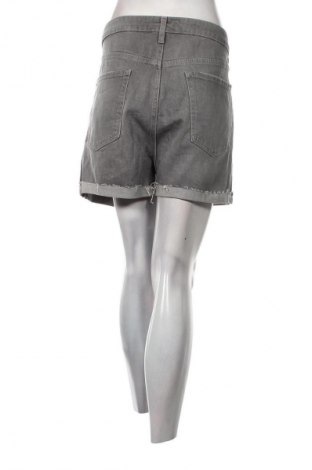 Pantaloni scurți de femei Old Navy, Mărime XXL, Culoare Gri, Preț 83,88 Lei